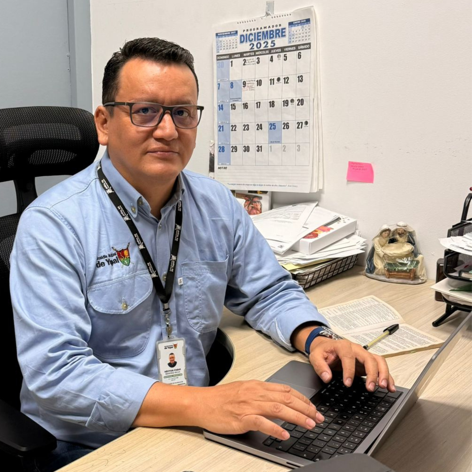 Director del Departamento de Comunicaciones - Hector Fabio Alvarez Beltran